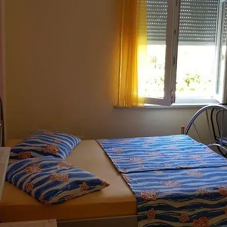 Sara * Umag